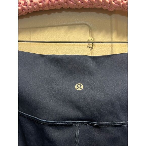 Lululemon Blue Leggings Woman’s Size 18 - Picture 11 of 12